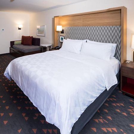 Holiday Inn & Suites Detroit - Troy By Ihg Luaran gambar